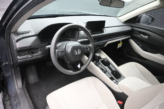 Certified 2025 Honda Accord LX image 12