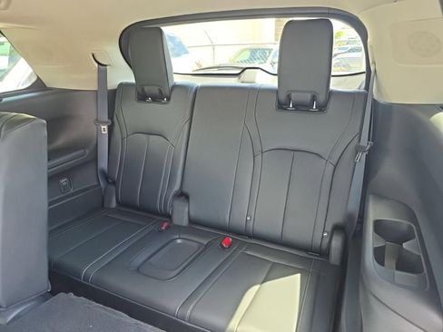 Used 2023 INFINITI QX60 Luxe w/ Cargo Package FWD image 13