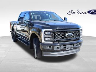 New 2026 Ford F250 Lariat w/ Black Appearance Package video 2