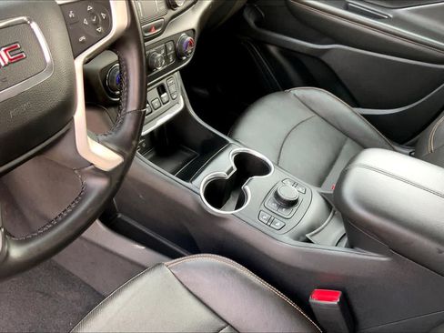 Used 2021 GMC Terrain SLT FWD image 16