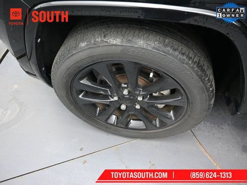 Used 2022 Jeep Grand Cherokee Laredo X image 38