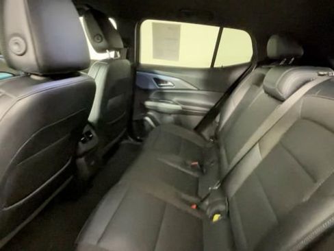 Used 2025 Chevrolet Equinox EV LT w/ Convenience Package FWD image 19