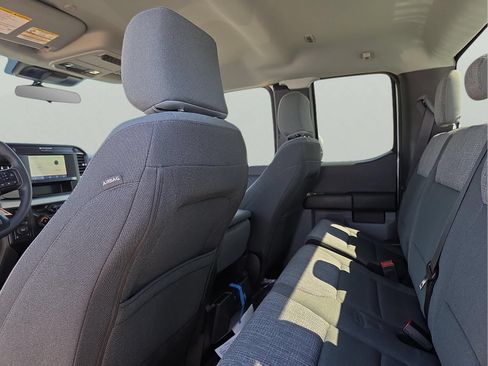 New 2026 Ford F250 XLT w/ FX4 Off-Road Package AWD/4WD image 12