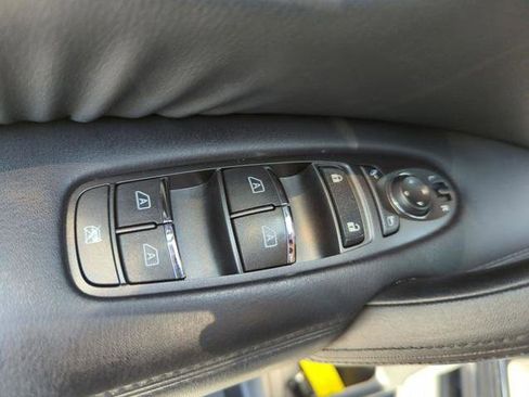 Certified 2023 Nissan Armada SL w/ Captain's Chairs Package RWD image 27
