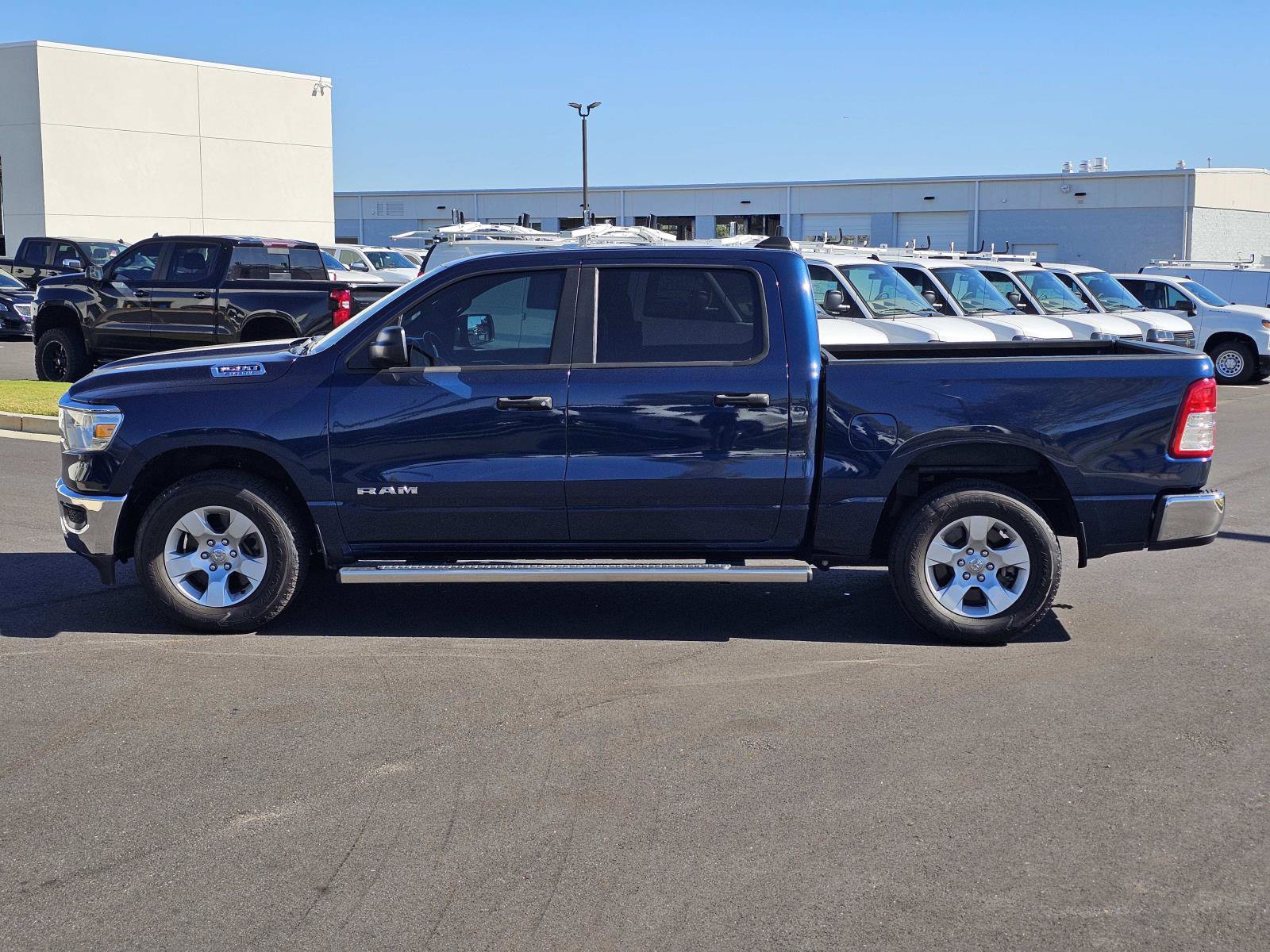 Used 2023 RAM 1500 Big Horn AWD/4WD image 16