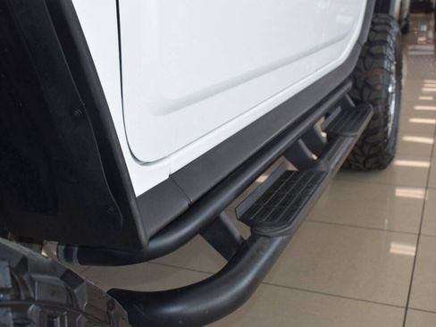 Used 2003 HUMMER H2 w/ Preferred Equipment Group AWD/4WD image 16