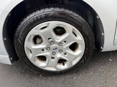 Used 2010 Ford Fusion SE FWD image 14