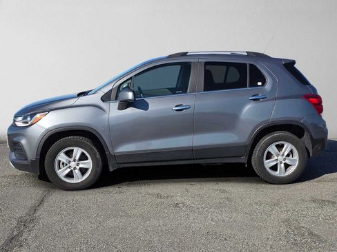Certified 2019 Chevrolet Trax LT w/ LT Convenience Package AWD/4WD image 6