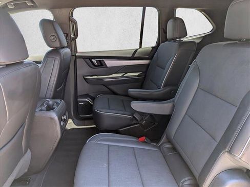 Used 2026 Buick Enclave Preferred FWD image 19
