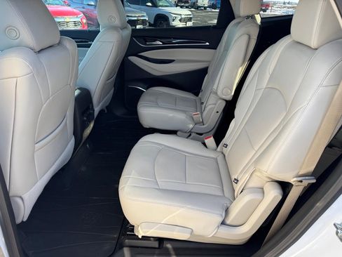 Used 2024 Buick Enclave Essence w/ Technology Package image 6