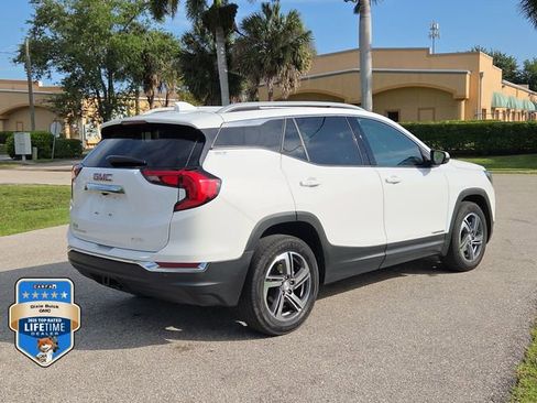 Certified 2020 GMC Terrain SLT AWD/4WD image 4