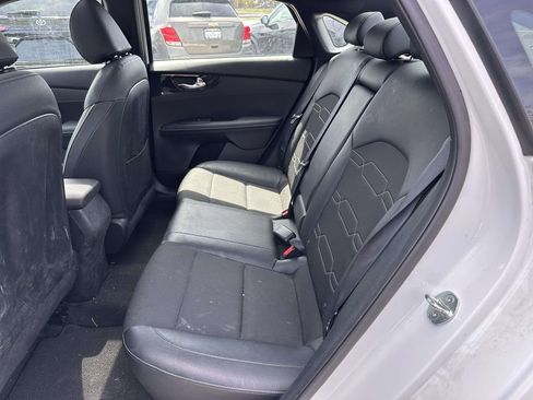 Used 2024 Kia Forte GT-Line w/ GT-Line Premium Package FWD image 13