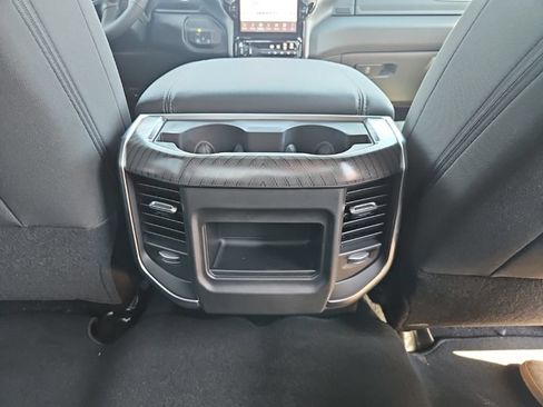 New 2026 RAM 2500 Big Horn AWD/4WD image 31