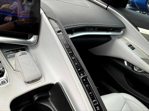 Used 2021 Chevrolet Corvette 2LT w/ Battery Protection Package image 31