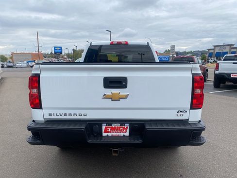 Used 2019 Chevrolet Silverado 1500 W/T w/ WT Convenience Package AWD/4WD image 4