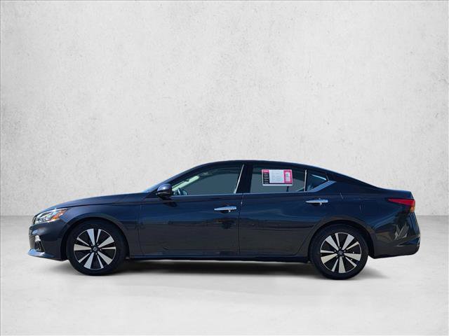 Used 2020 Nissan Altima 2.5 SL FWD image 2