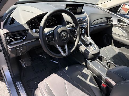 Certified 2025 Acura RDX SH-AWD w/ Technology Package image 2