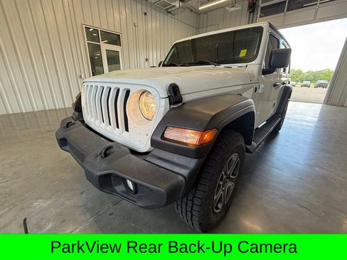 Used 2021 Jeep Wrangler Unlimited Sport AWD/4WD image 9