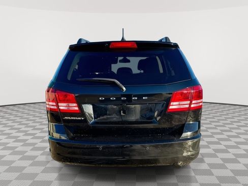 Used 2020 Dodge Journey SE w/ SE Popular Equipment Group image 3