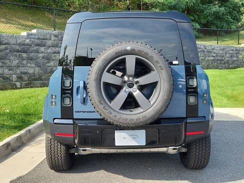 Used 2026 Land Rover Defender 110 S AWD/4WD image 7