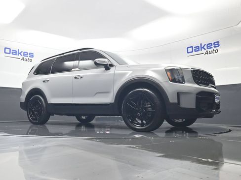 Certified 2025 Kia Telluride EX X-Line AWD/4WD image 42