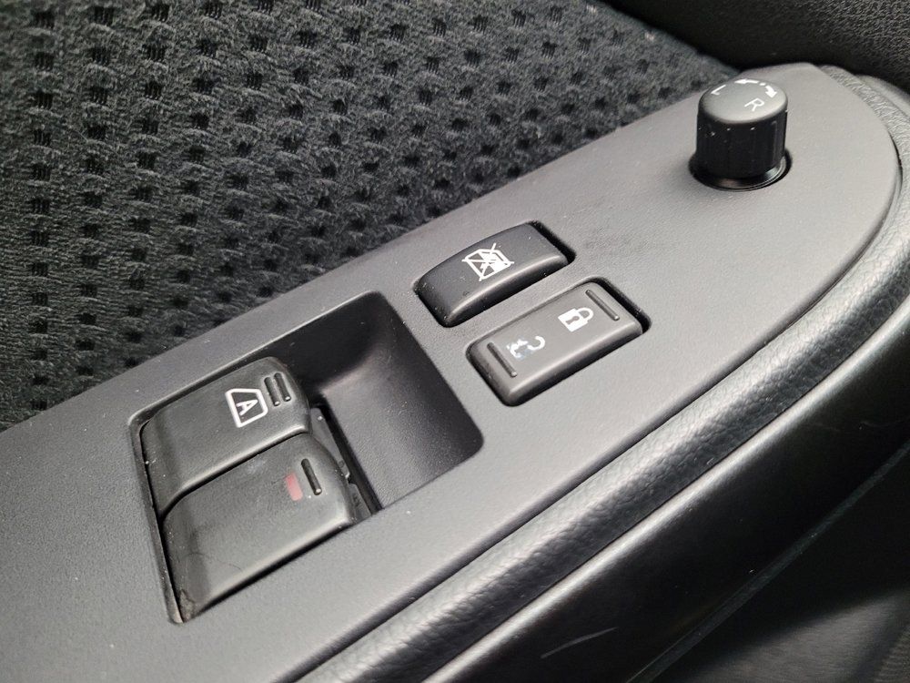 Used 2013 Nissan Altima 2.5 S FWD image 27
