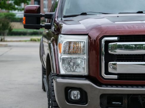 Used 2015 Ford F250 King Ranch w/ FX4 Off-Road Package AWD/4WD image 5