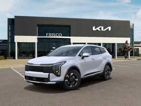 New 2026 Kia Sportage LX image 1