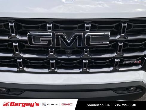 New 2026 GMC Canyon AT4 w/ Technology Plus Package AWD/4WD image 33