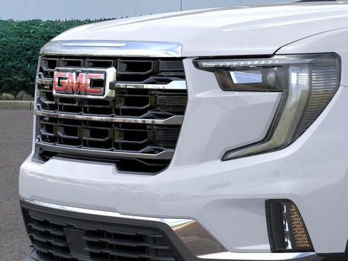 New 2026 GMC Acadia Elevation w/ Elevation Premium Package AWD/4WD image 13