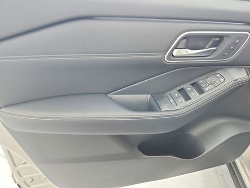 New 2026 Nissan Rogue Platinum w/ Platinum Premium Package image 44