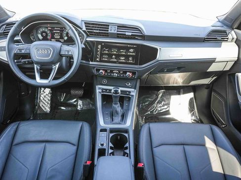 Used 2025 Audi Q3 2.0T Premium w/ Convenience Plus Package AWD/4WD image 16
