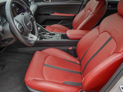 Certified 2024 Kia K5 GT-Line image 10