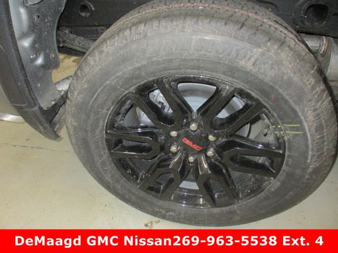 New 2026 GMC Sierra 1500 Elevation image 5