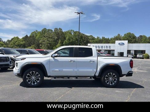 Used 2025 GMC Canyon Denali AWD/4WD image 4