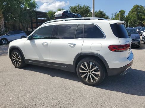 Used 2021 Mercedes-Benz GLB 250 4MATIC image 7
