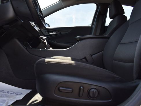 Used 2023 Chevrolet Malibu RS FWD image 5