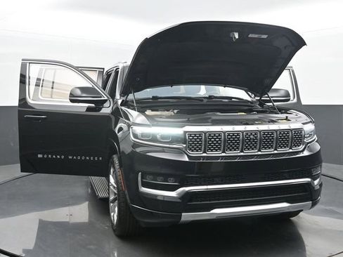 Used 2022 Jeep Grand Wagoneer Series II w/ Premium Group II AWD/4WD image 56