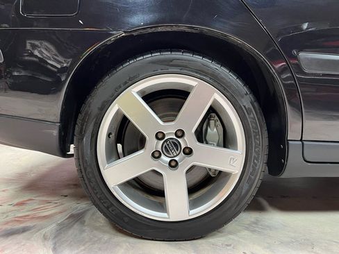 Used 2004 Volvo S60 R AWD/4WD image 37