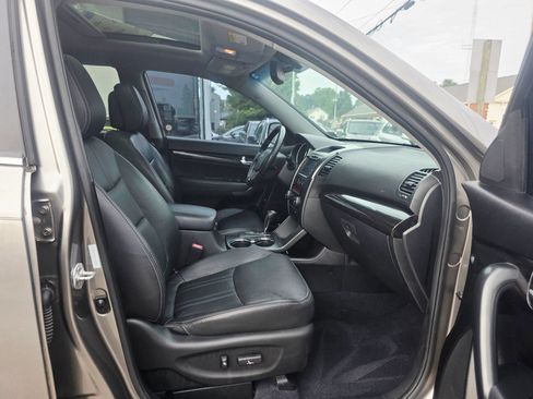 Used 2012 Kia Sorento SX w/ SX Premium Pkg AWD/4WD image 15
