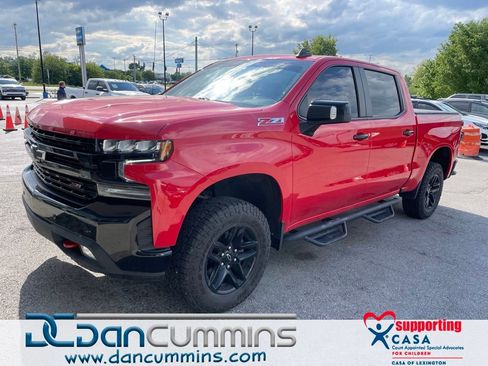 Used 2022 Chevrolet Silverado 1500 LT Trail Boss w/ LT Trail Boss Premium Package AWD/4WD image 1