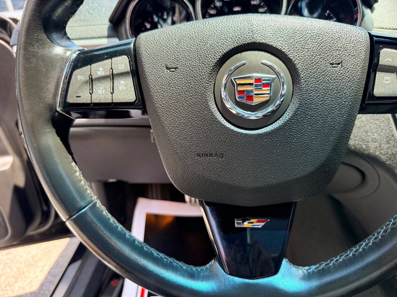 Used 2014 Cadillac CTS V RWD image 24