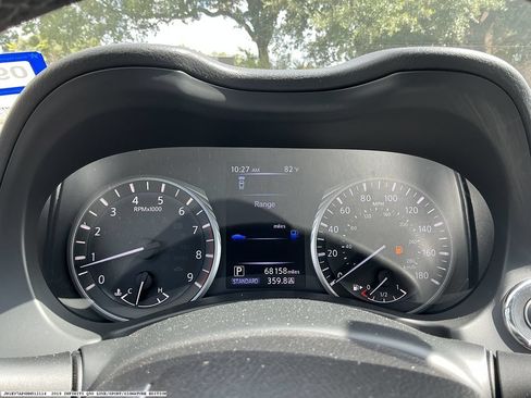 Used 2019 INFINITI Q50 Luxe w/ All Weather Package (L93) RWD image 12