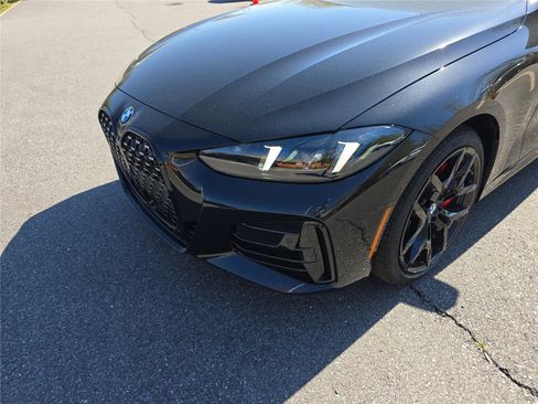 New 2026 BMW 430i xDrive Coupe w/ M Sport Package AWD/4WD image 9