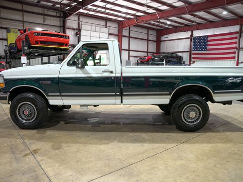 Used 1992 Ford F250 4x4 Regular Cab image 4