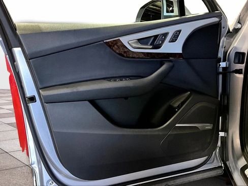 Used 2019 Audi Q7 2.0T Premium Plus image 18