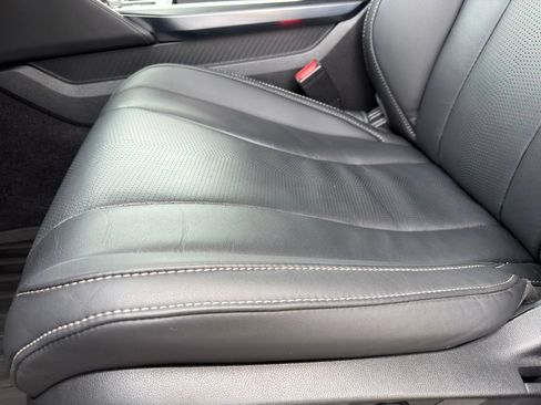 Certified 2026 Acura MDX w/ Technology Package FWD image 17