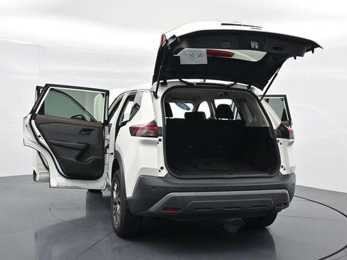 Used 2023 Nissan Rogue S FWD image 35