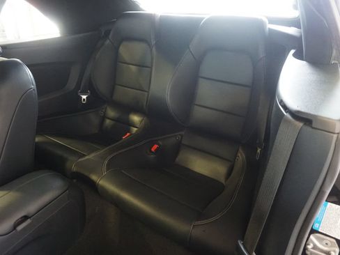 Used 2015 Ford Mustang GT Premium RWD image 18
