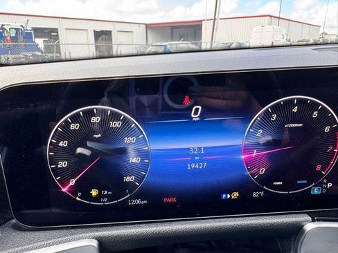 Certified 2024 Mercedes-Benz GLB 250 4MATIC image 9